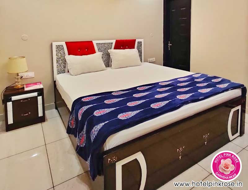Deluxe Room Hotel Pink Rose Garhshankar Hoshiarpur